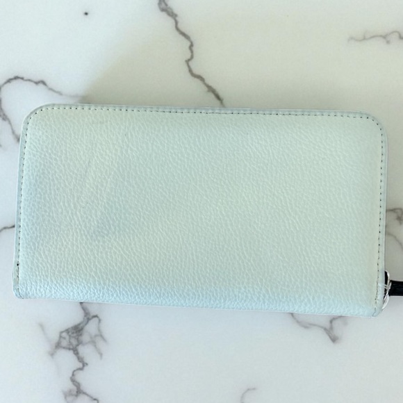 Mickey Mouse and Minnie Mouse Disney Alidi Zip Around Wallet - Picture 3 of 4